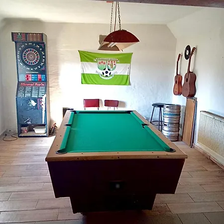 U Parku, Nova Ves